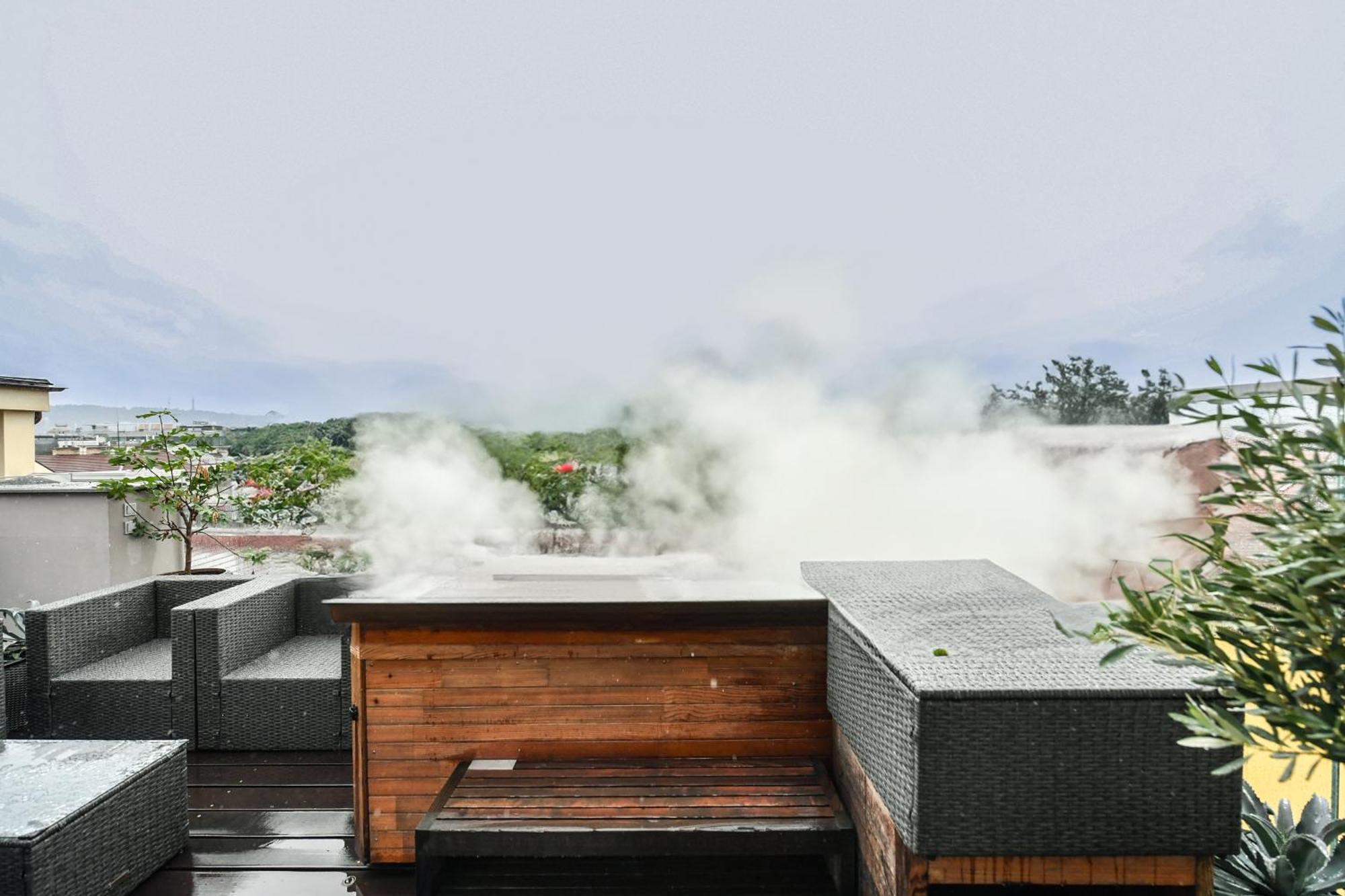 Lejlighed Presidential Penthouse, 303m2, Jacuzzi On Terrace, Sauna, 6bdrm, 4bthrm, Ac, Lift *