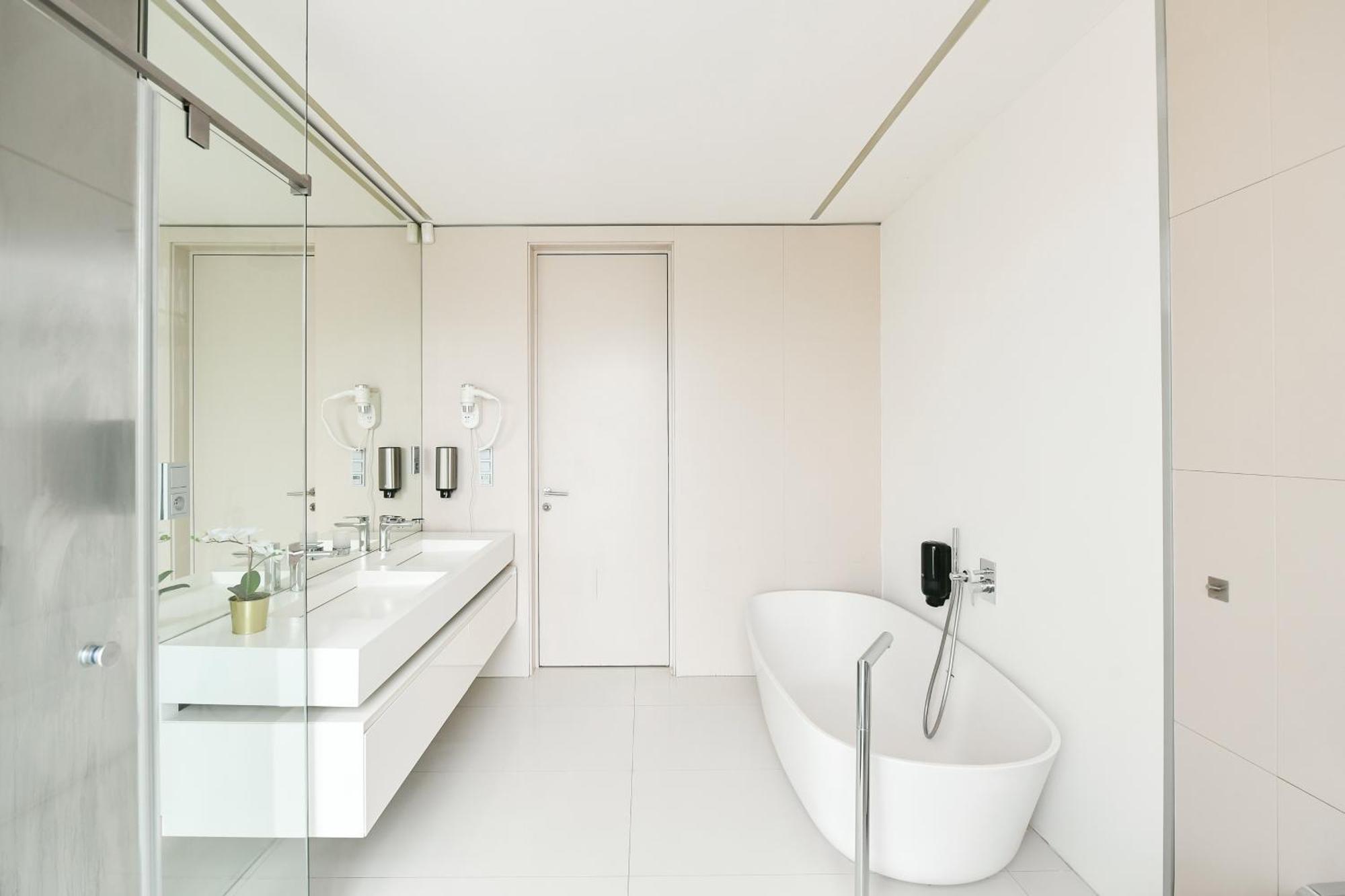 Lejlighed Presidential Penthouse, 303m2, Jacuzzi On Terrace, Sauna, 6bdrm, 4bthrm, Ac, Lift *
